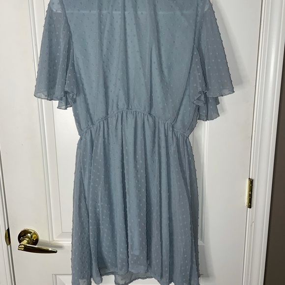 SHEIN Light Blue Flowy A-Line Dress - Size L - True to Size - Never Been Worn - Picture 4 of 4